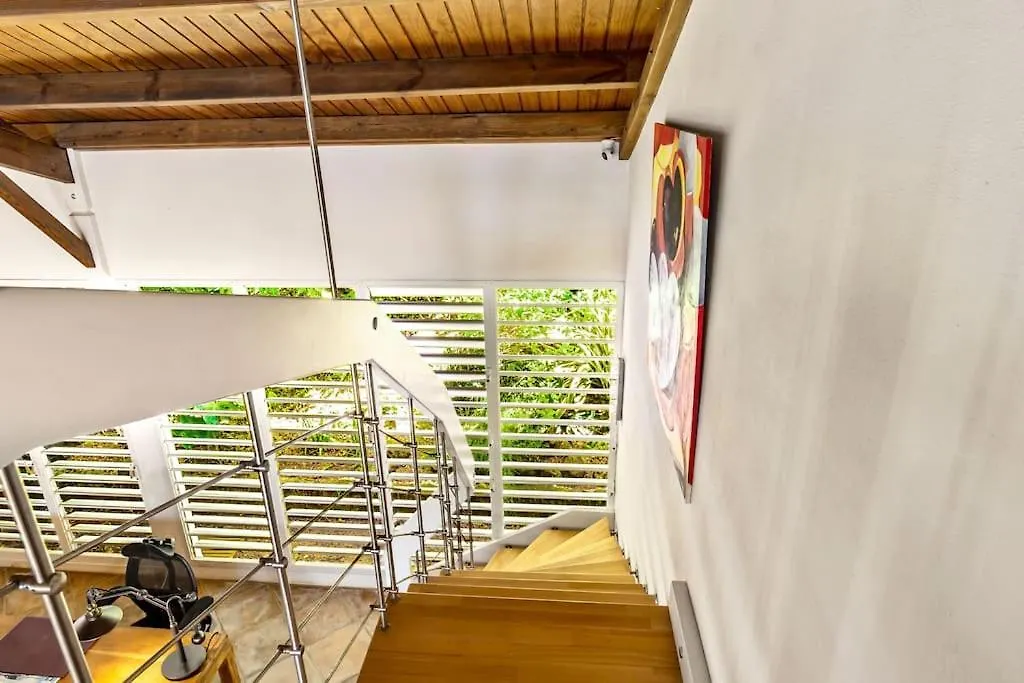 Belle Villa De Charme Bioclimatique A Deshaies Guadeloupe