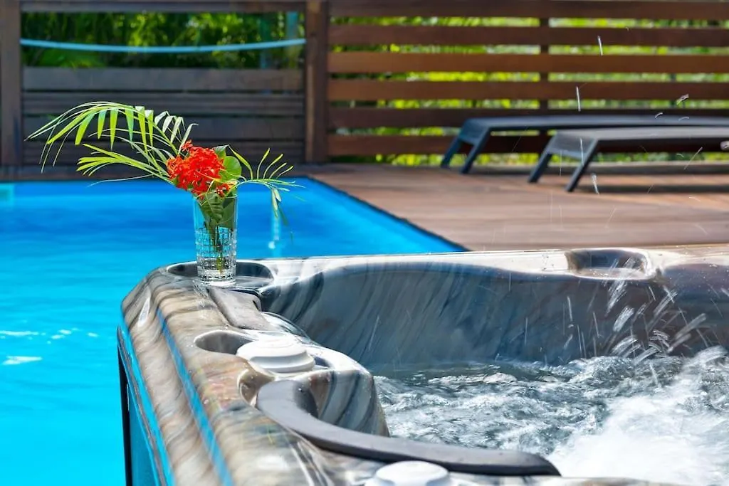 Belle Villa De Charme Bioclimatique A Deshaies