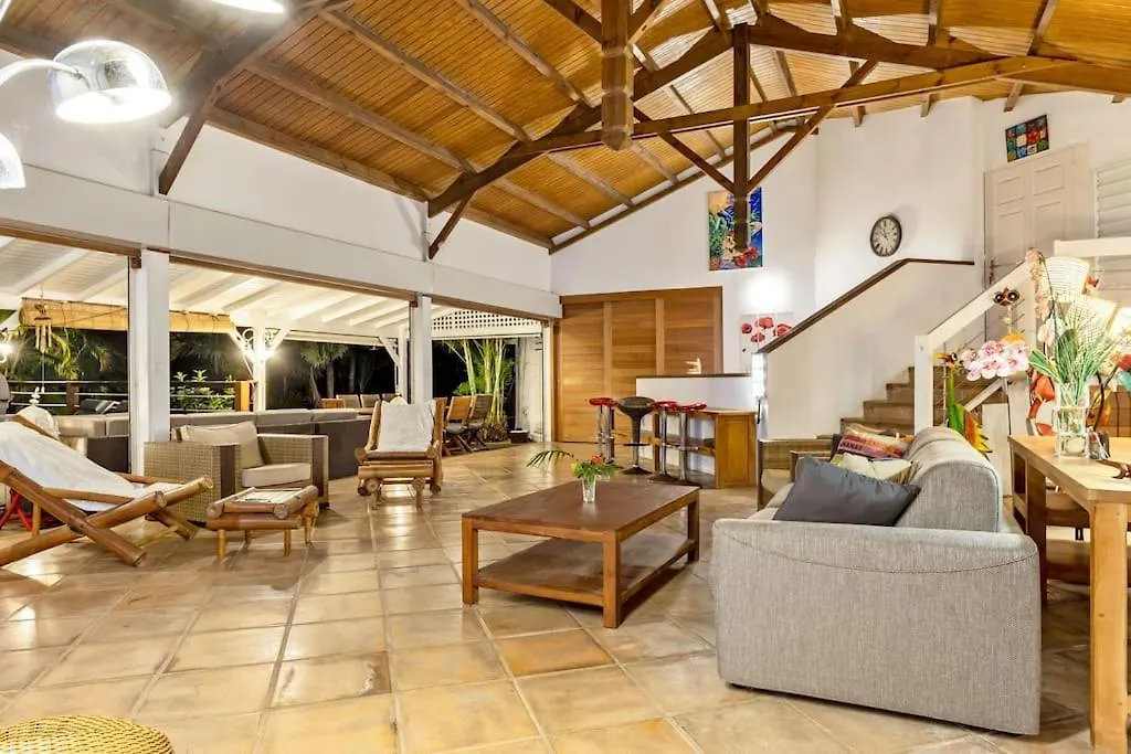 Belle Villa De Charme Bioclimatique A Deshaies